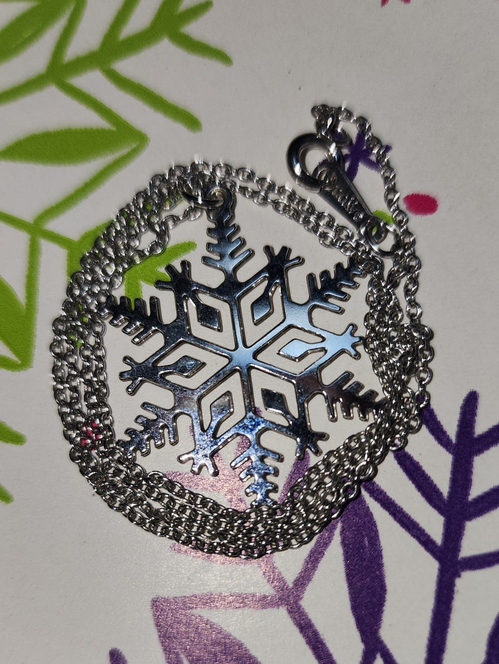 Silver Snowflake‎ Pendant Necklace - Silver